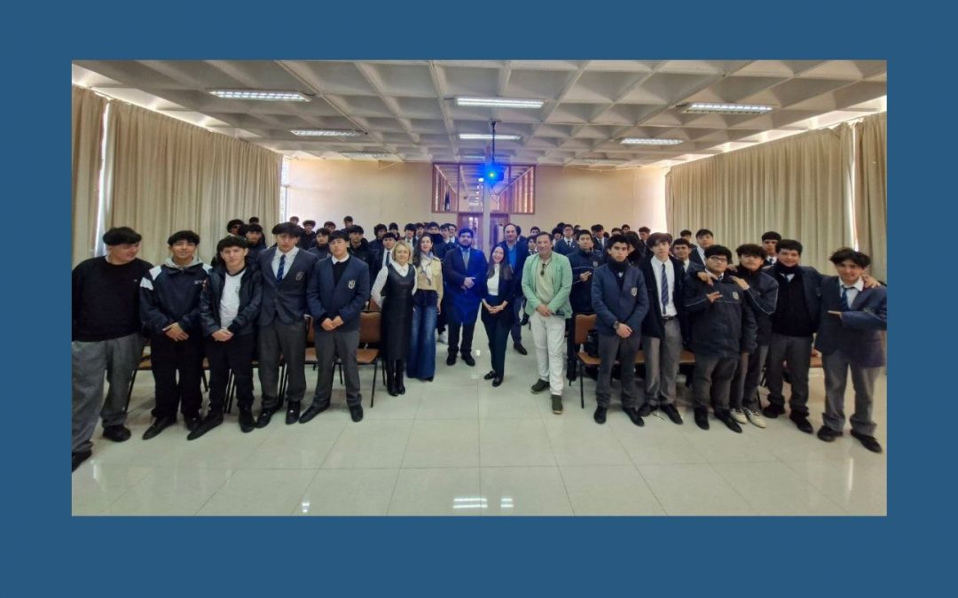 Charla sobre Lectura y Escritura en el Colegio Rubén Castro con la participación de la Cátedra UNESCO